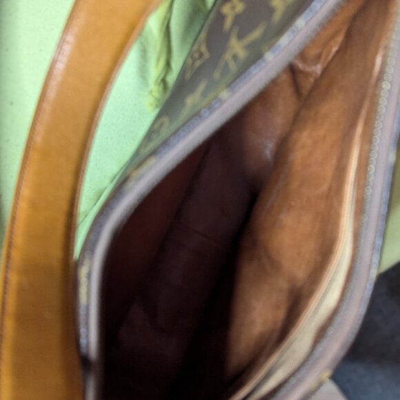 100% Authentic Vintage Louis Vuitton Hobo Bag - Picture 8 of 10